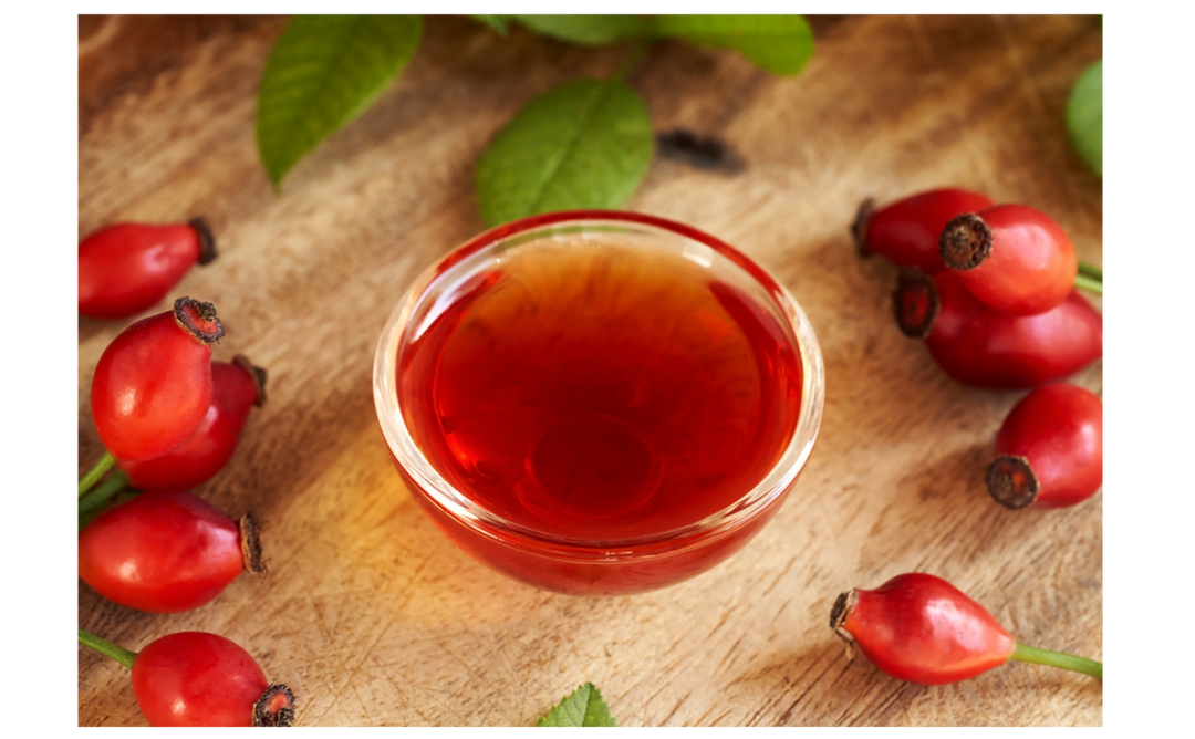 Масло от шипка: подмладяващата тайна, която липсва в рутината ви